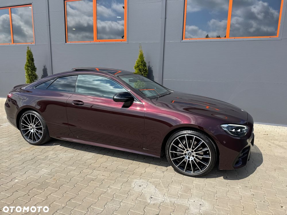 Mercedes-Benz Klasa E 300 d 4Matic 9G-TRONIC AMG Line - 35