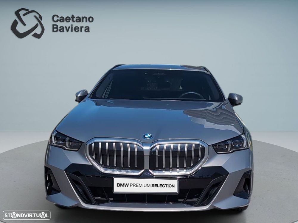 BMW 530 e Pack Desportivo M - 2