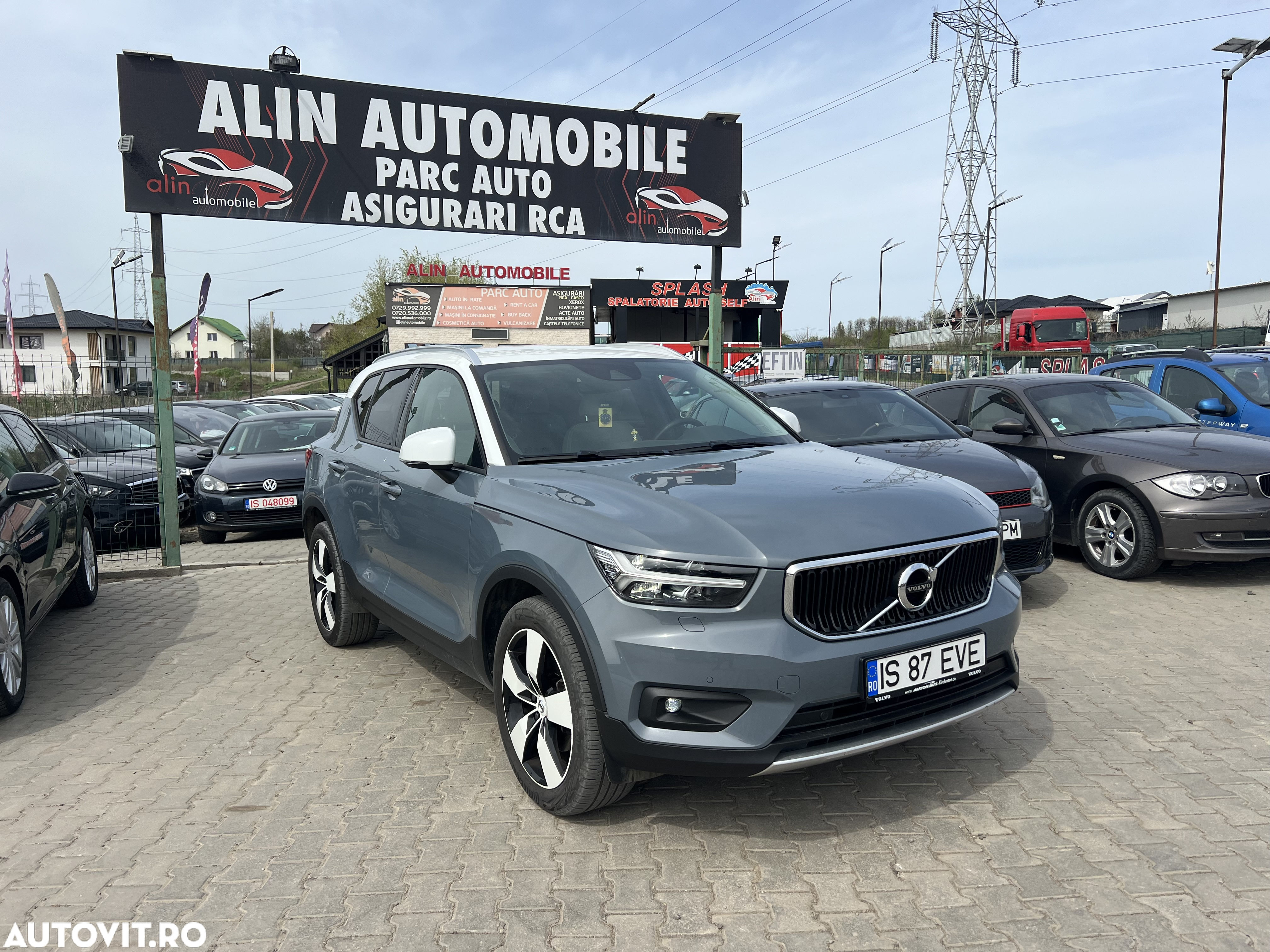 Volvo XC 40 D3 AWD Momentum Pro - 2