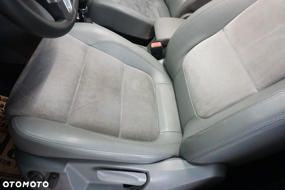 Volkswagen Sharan 2.0 TDI BlueMotion Technology Highline - 22