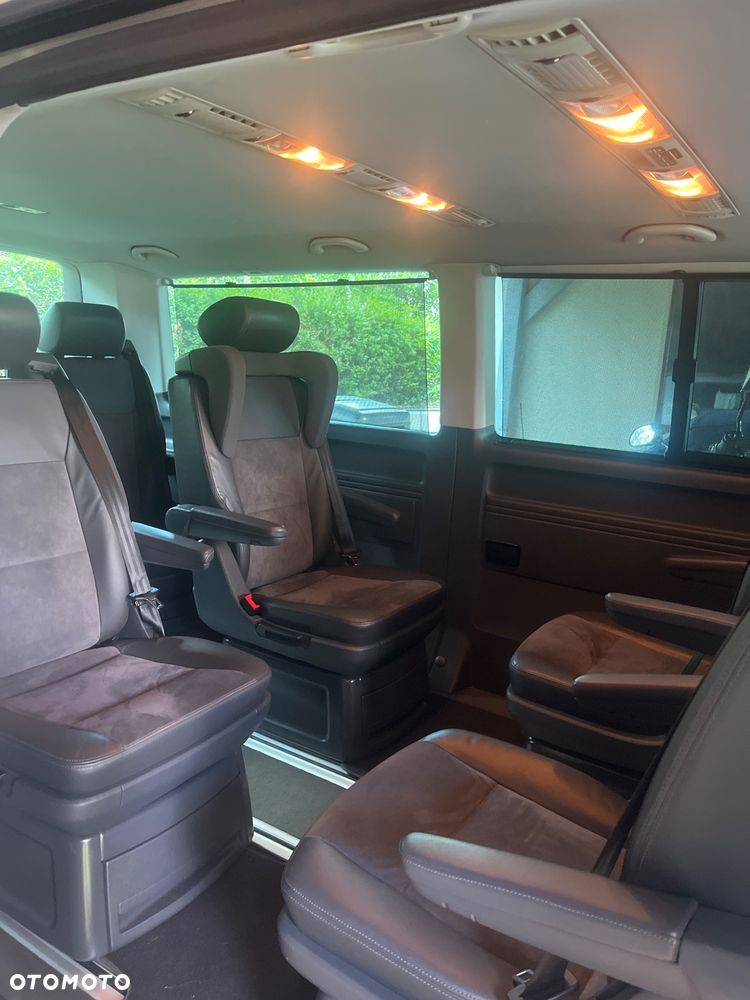 Volkswagen Multivan - 27