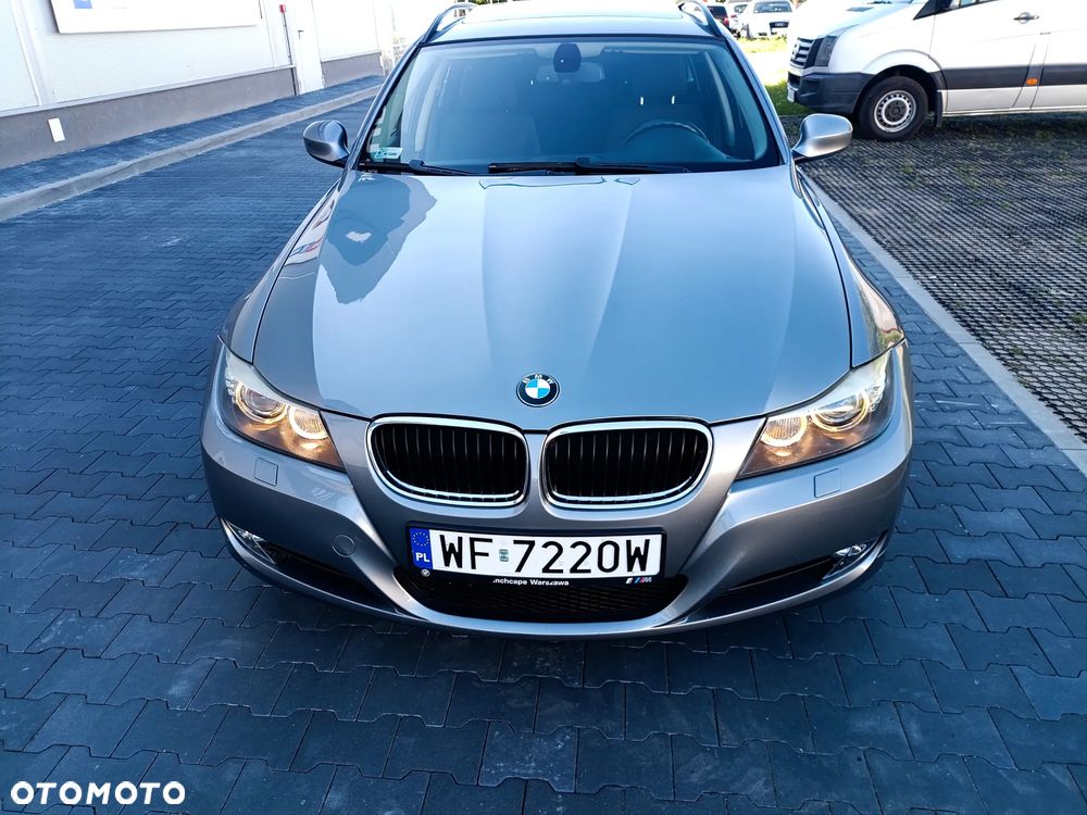 BMW Seria 3 318i Edition Exclusive - 8