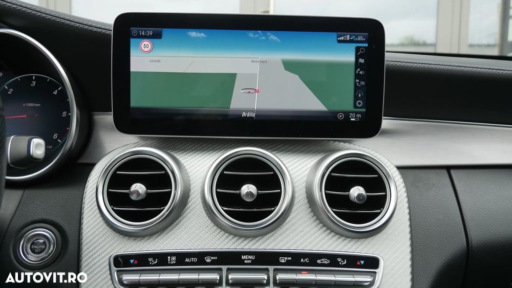 Mercedes-Benz C 300 d 4Matic 9G-TRONIC AMG Line - 23