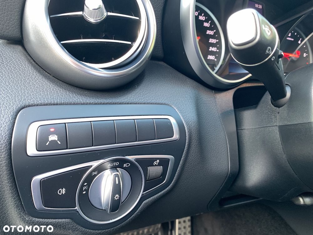 Mercedes-Benz Klasa C 220 d 9G-TRONIC AMG Line - 29