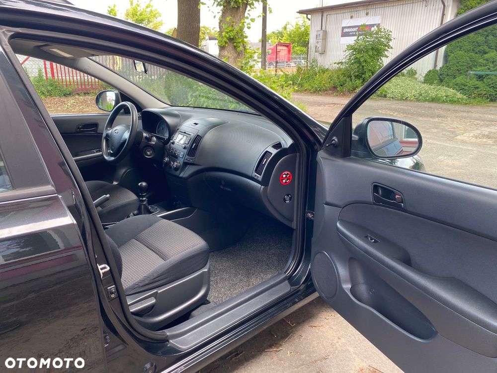 Hyundai i30 1.6 CRDi Style - 24