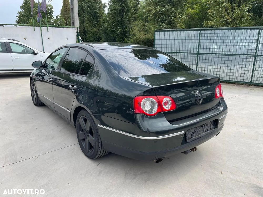 Volkswagen Passat - 16