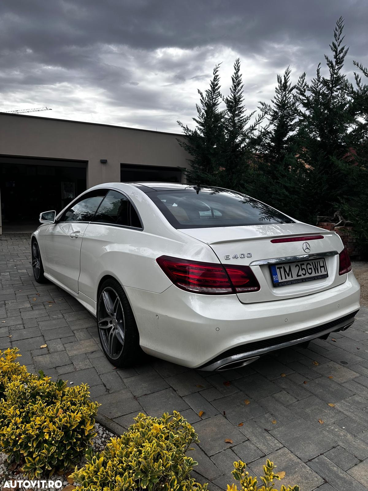 Mercedes-Benz E 400 Cabriolet Aut. - 4