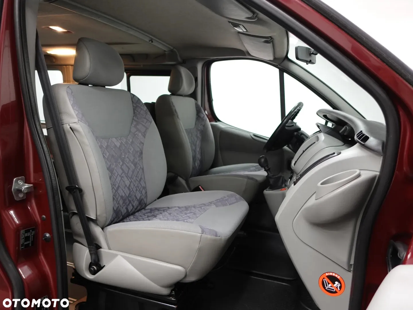 Opel Vivaro 2.5 CDTI L1H1 Life Edition - 25