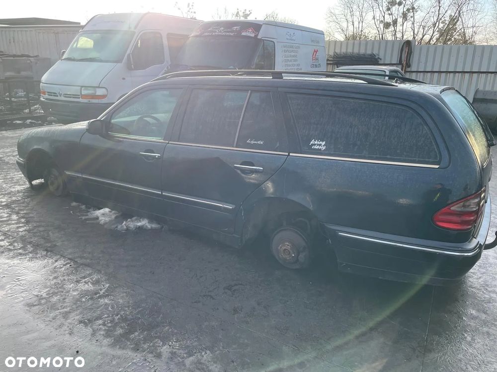 Mercedes E 320 NA CZĘŚCI!!! Kolor:189 - 2