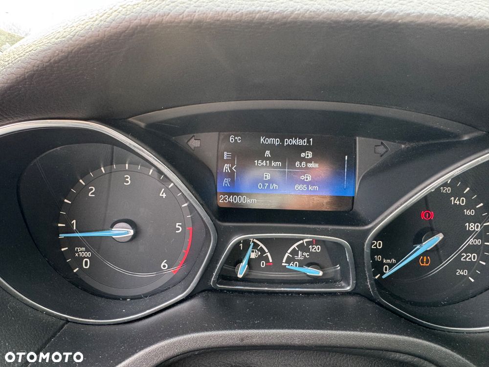 Ford Focus 2.0 TDCi Titanium ASS - 20