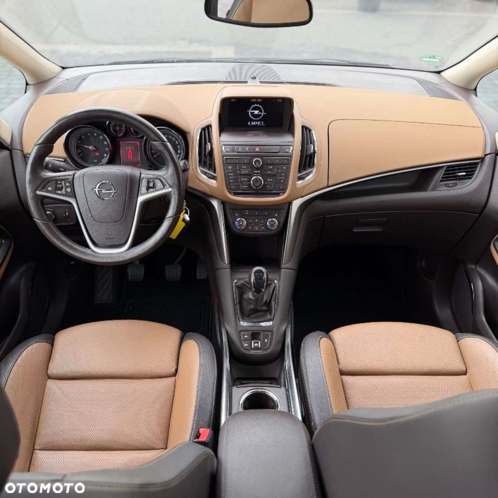 Opel Zafira Tourer 1.6 SIDI Turbo ecoFLEX Start/Stop Innovation - 25