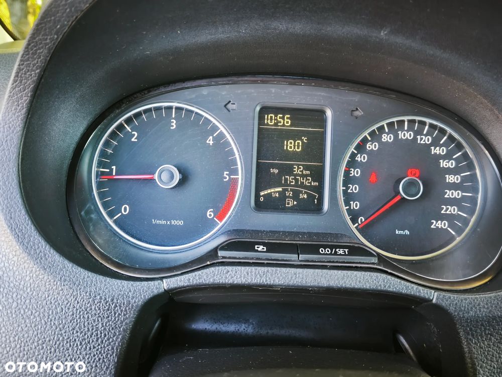 Volkswagen Polo - 38