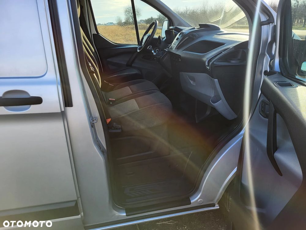 Ford Transit Custom - 23