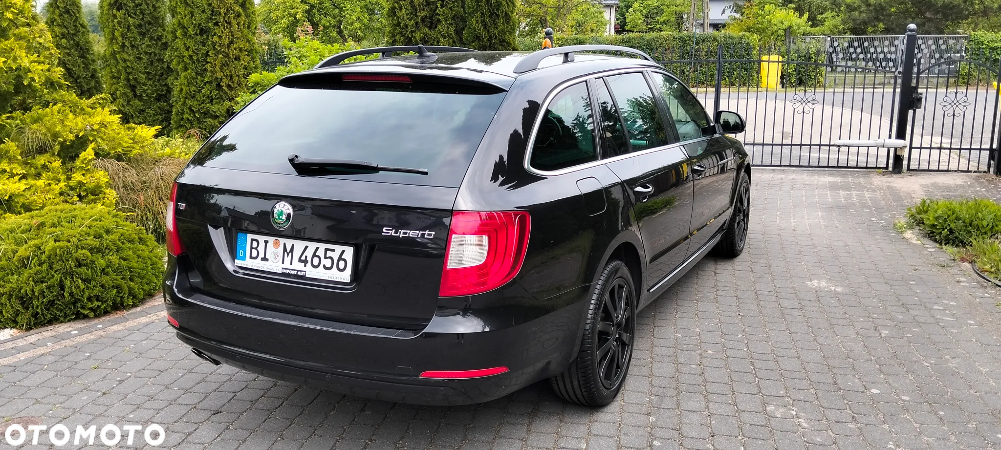 Skoda Superb Combi 2.0 TDI DSG Exclusive - 13