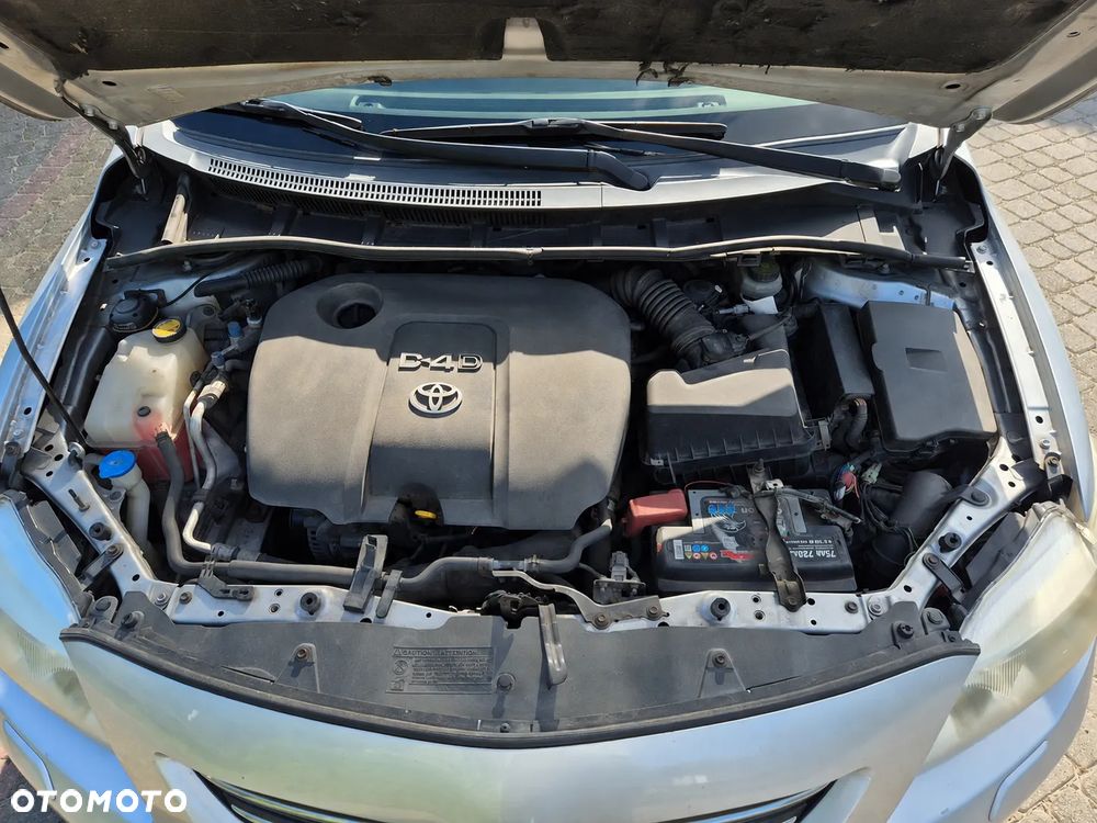 Toyota Corolla 1.4 D-4D Luna - 6
