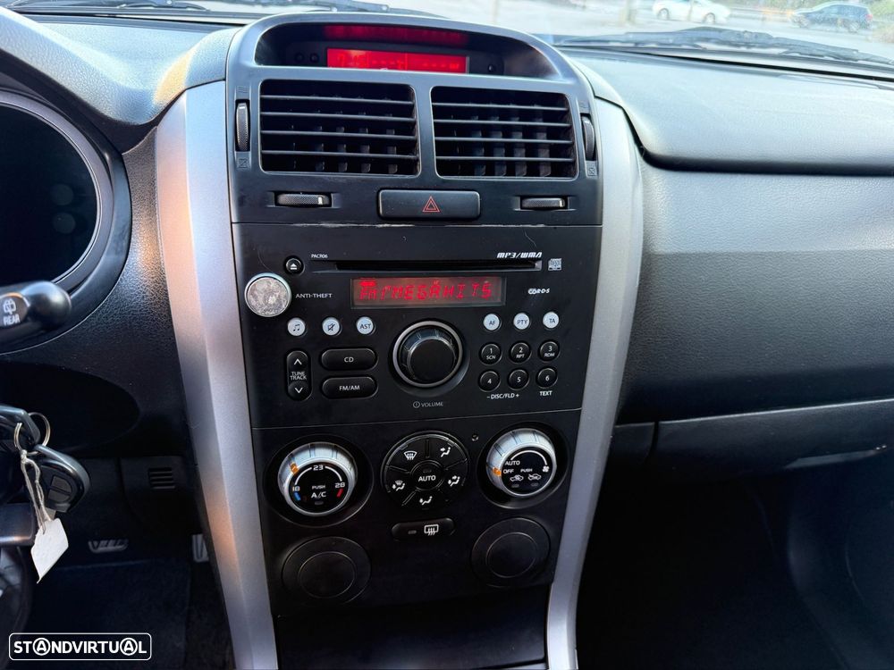 Suzuki Grand Vitara 1.6 VVT X-Sport - 11