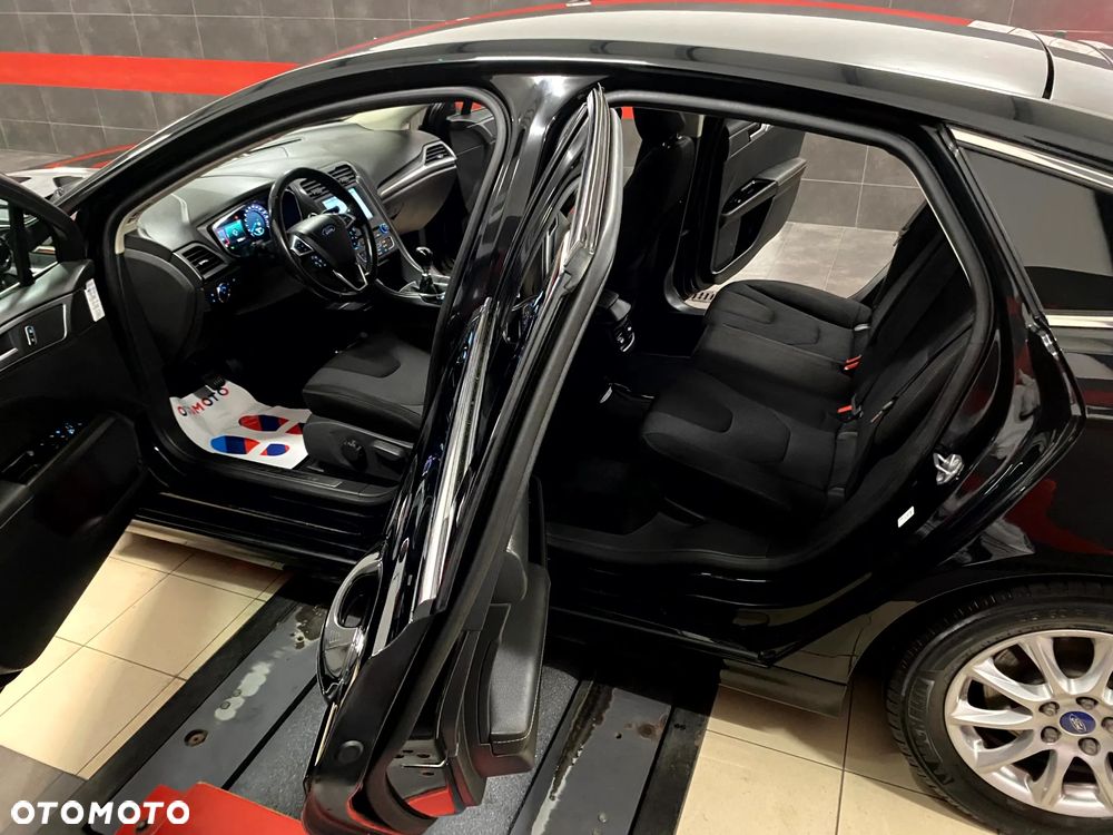 Ford Mondeo 2.0 TDCi Ambiente - 20