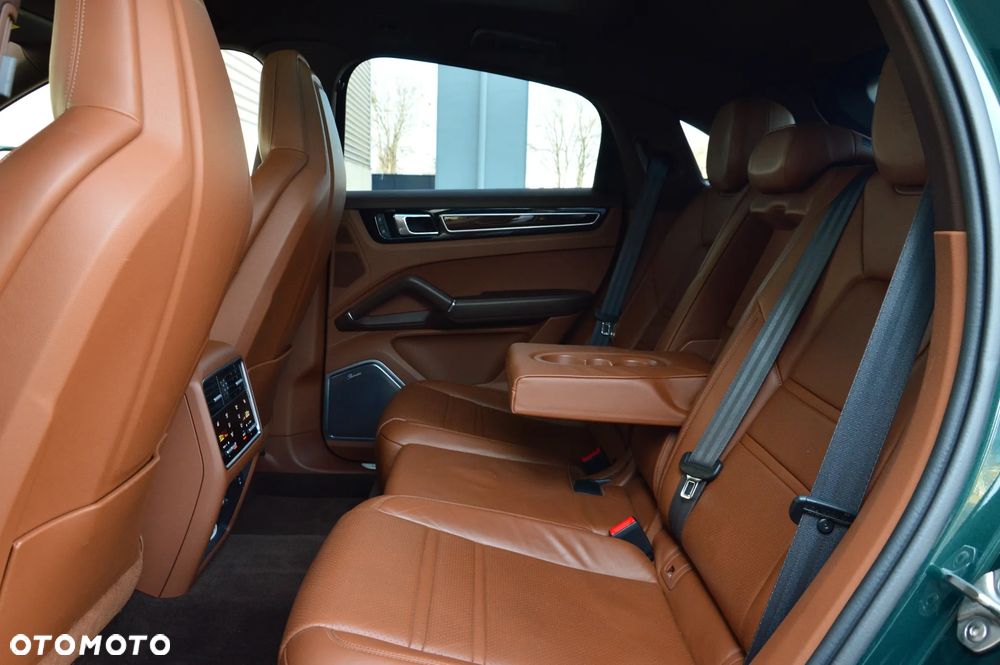 Porsche Cayenne S Platinum Edition - 17