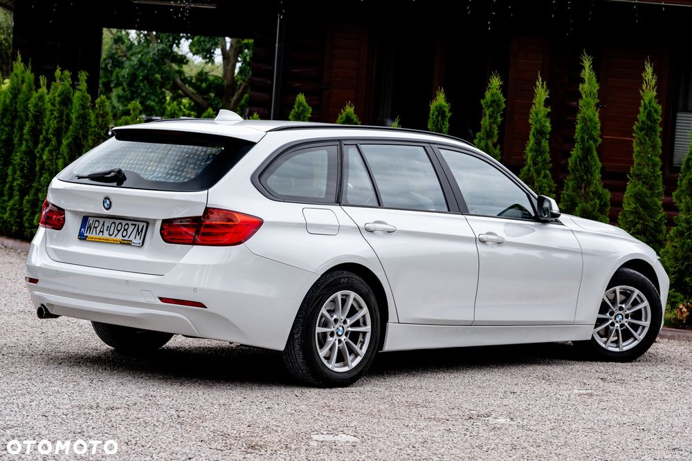 BMW Seria 3 316d - 11