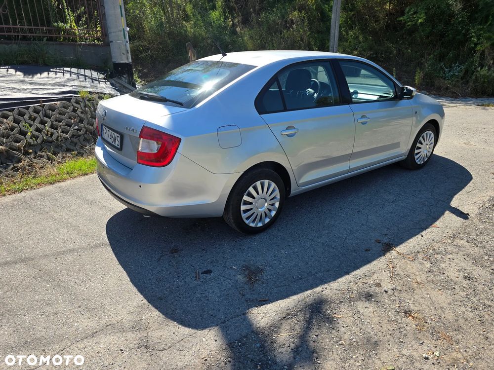 Skoda RAPID 1.2 TSI Edition - 4