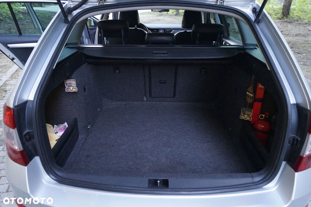 Skoda Octavia 2.0 TDI DSG Ambition - 12