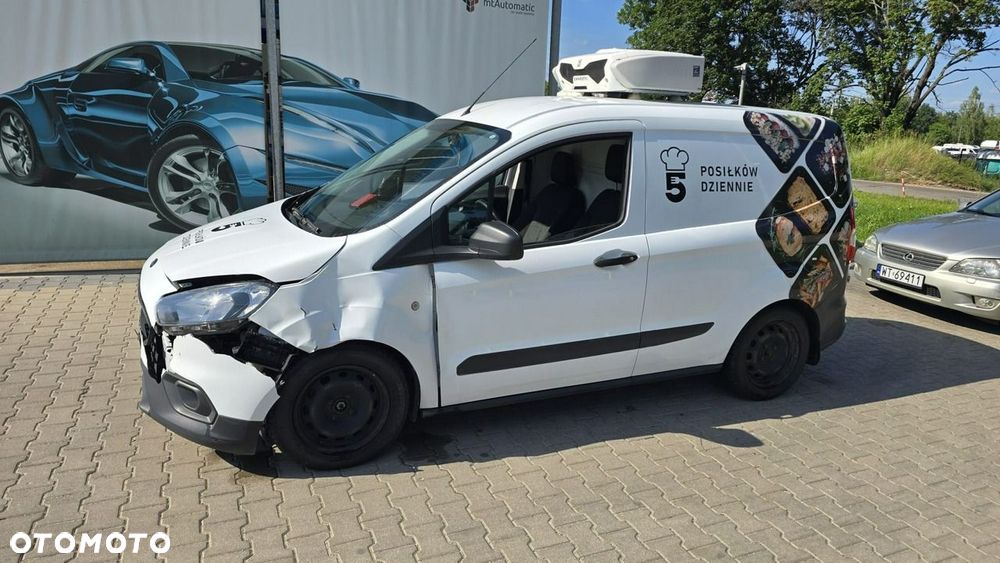 Ford Transit Courier - 6