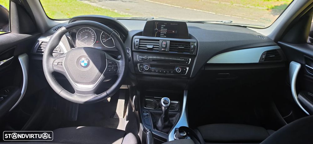 BMW 116 i Sport Line - 12