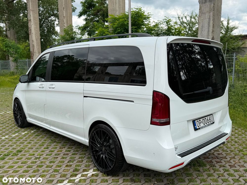 Mercedes-Benz Klasa V - 9