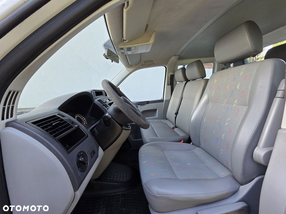 Volkswagen Transporter - 25