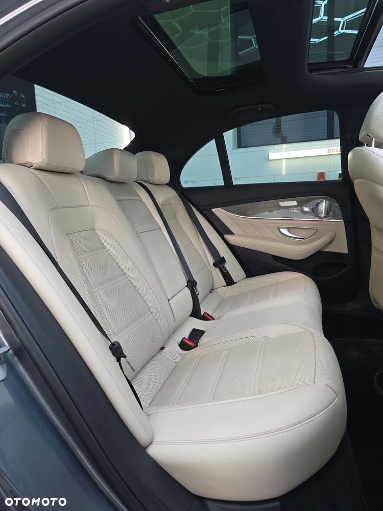 Mercedes-Benz Klasa E AMG 63 4-Matic+ - 39