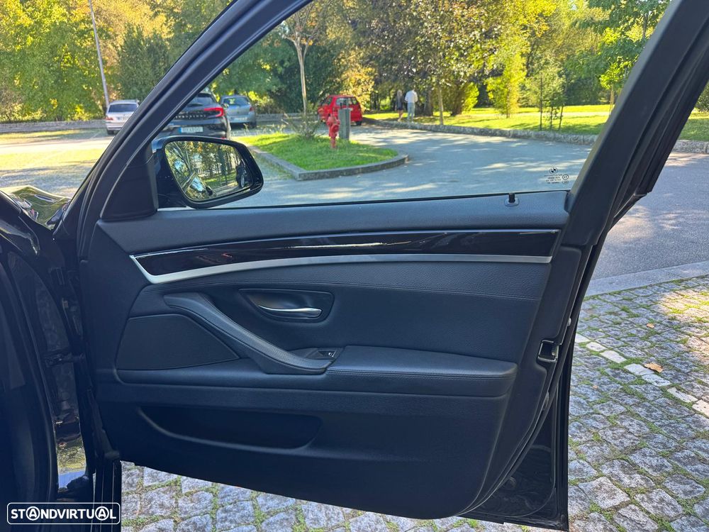 BMW 520 d Touring Aut. - 23