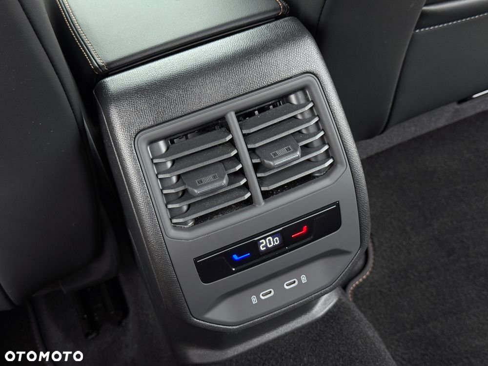 Cupra Formentor 1.5 TSI DSG - 24