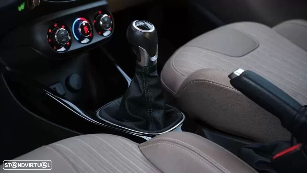 Opel Adam 1.2 Glam - 11