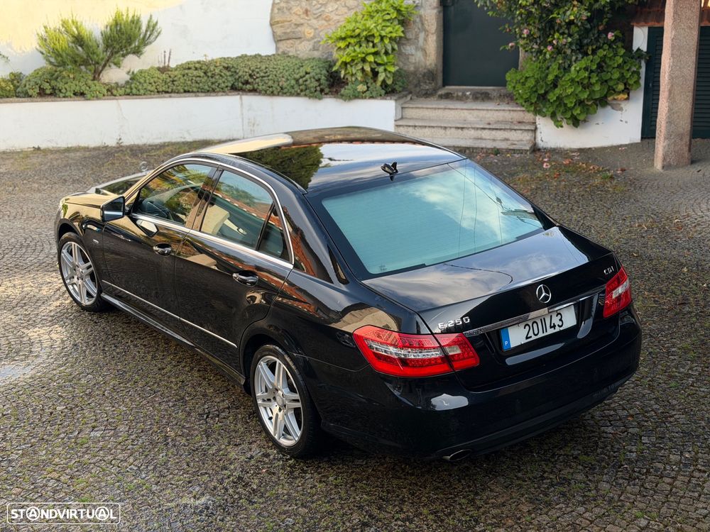 Mercedes-Benz E 250 CDI Avantgarde BlueEfficiency — fotografia 4