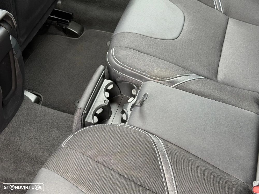 Volvo V40 1.6 D2 Momentum - 22