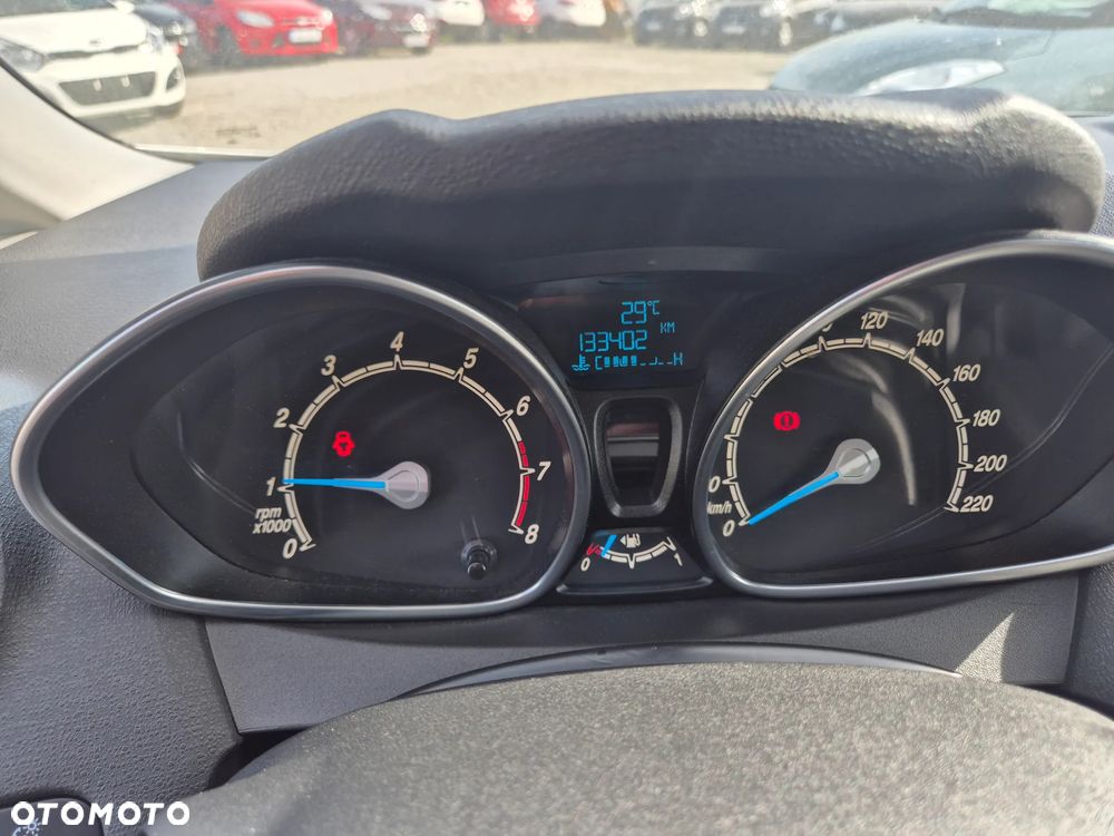 Ford Fiesta 1.25 Titanium - 19