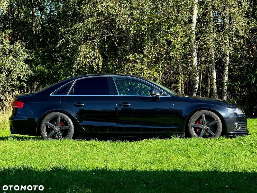 Audi A4 - 4