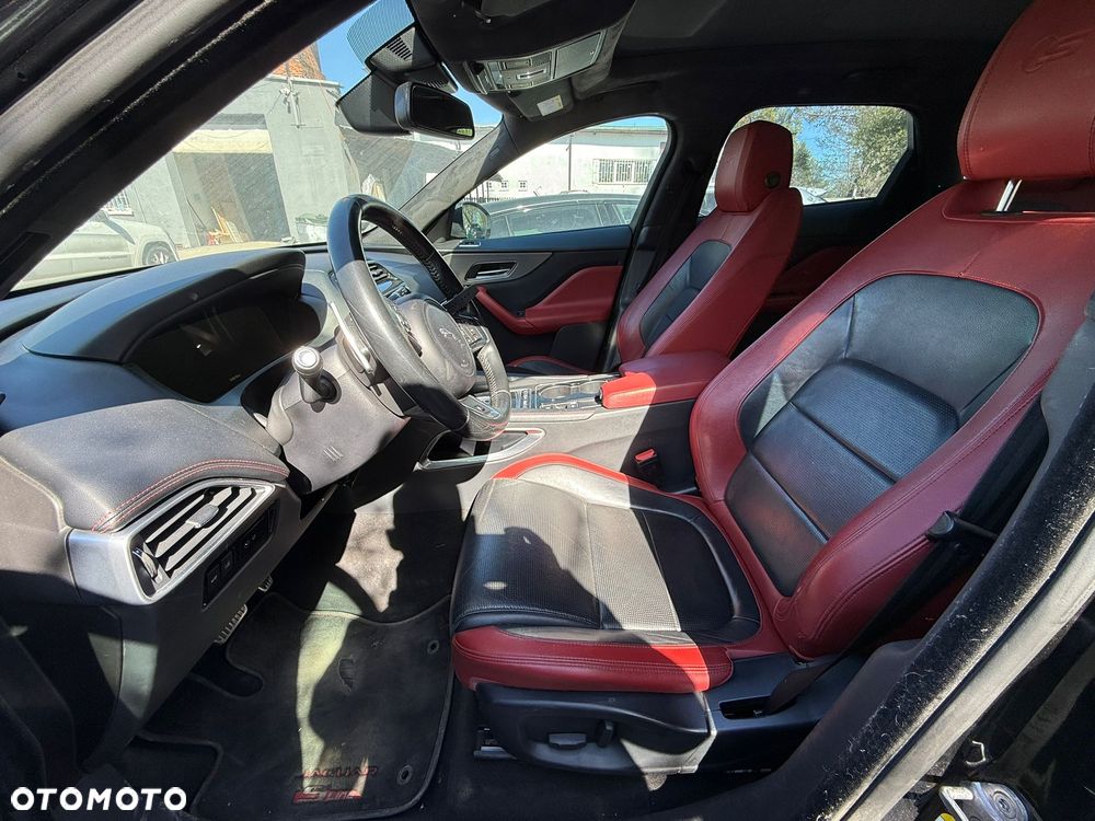 Jaguar F-Pace 3.0 V6 AWD S - 9