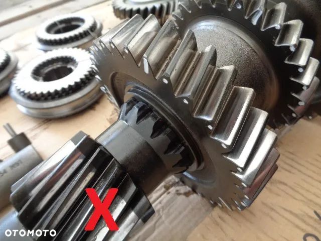 Wałek choinka skrzyni biegów Heavy Duty Dynashift Massey Ferguson 6170 - 2