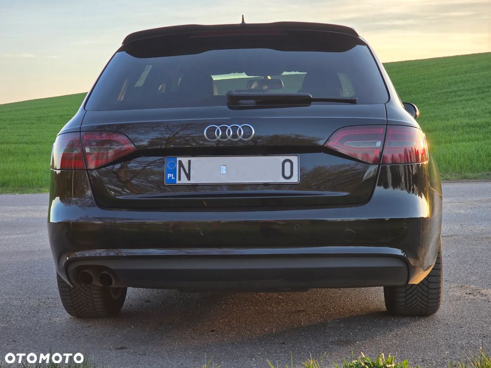 Audi A4 Avant 2.0 TDI DPF Ambiente - 8