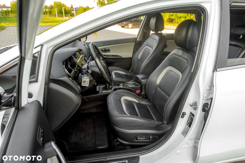 Kia Ceed 1.6 GDI Business Line - 24