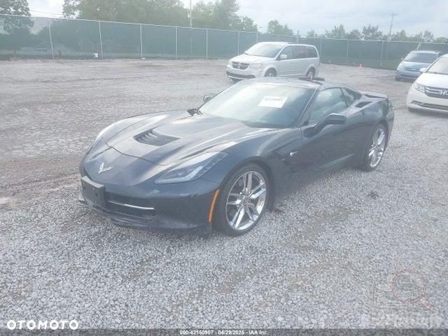 Chevrolet Corvette - 15