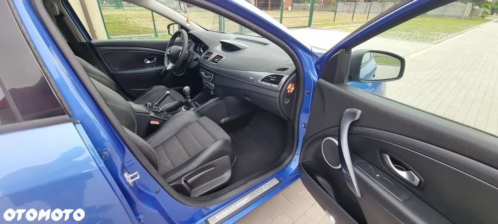 Renault Megane dCi 160 FAP GT - 10