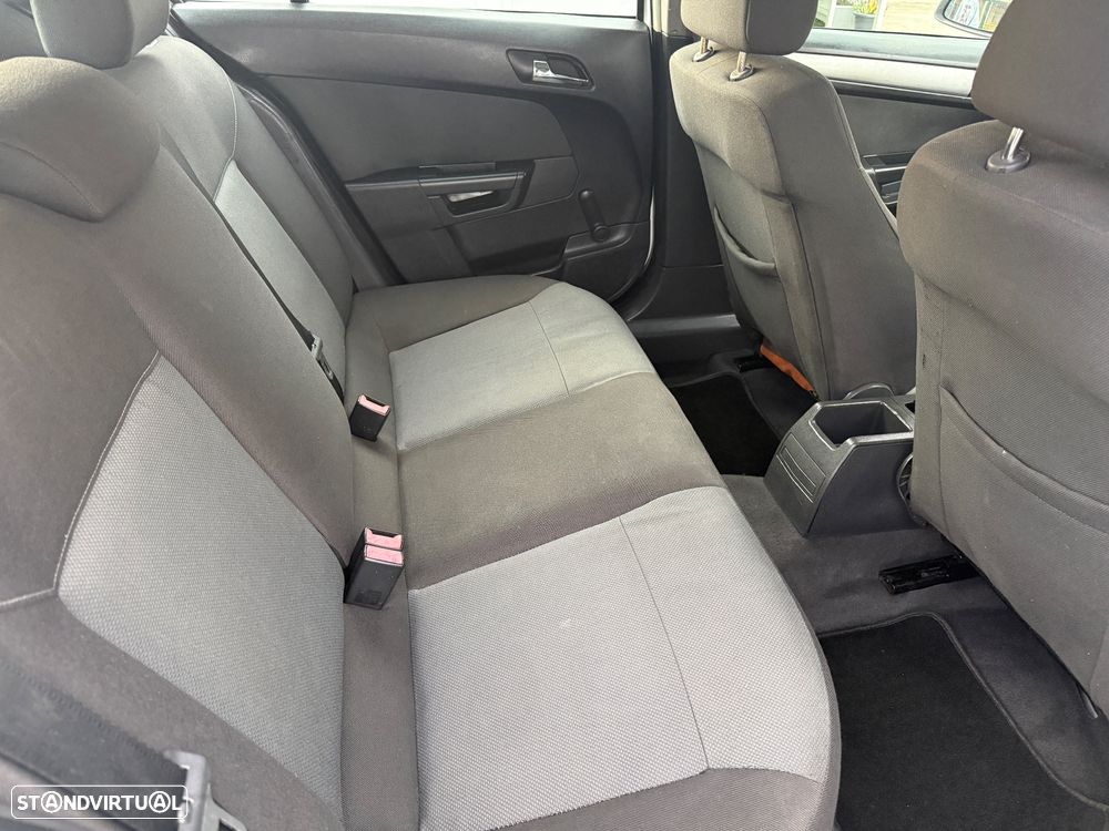 Opel Astra 1.3 CDTI Elegance - 19