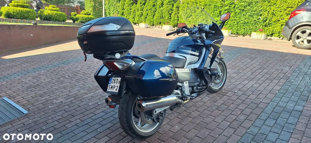 Yamaha FJR - 3