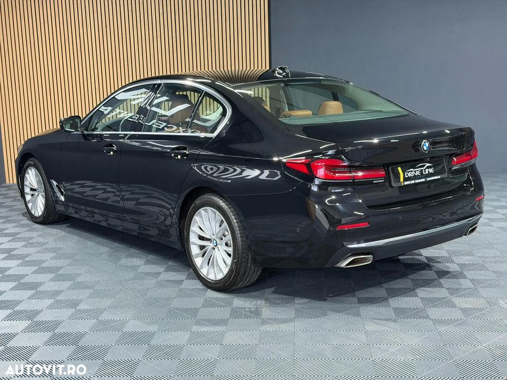 BMW Seria 5 520d Aut. Luxury Line - 7