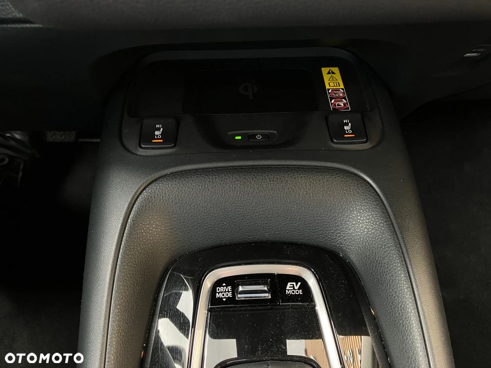 Toyota Corolla 1.8 Hybrid Comfort - 31