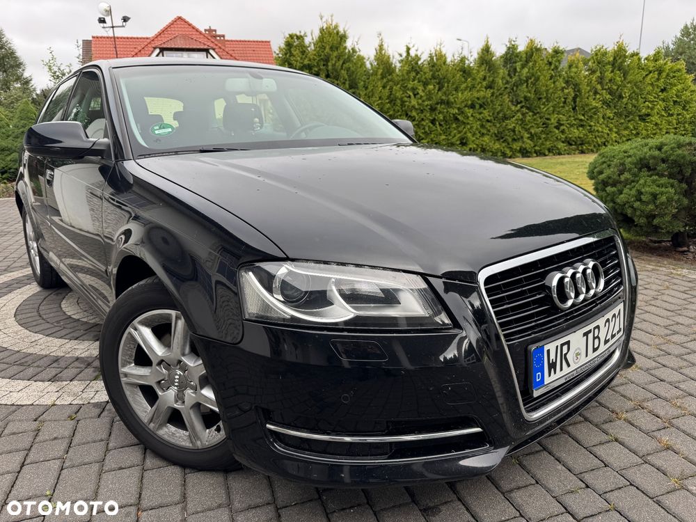 Audi A3 Sportback 2.0 TDI DPF Attraction - 3
