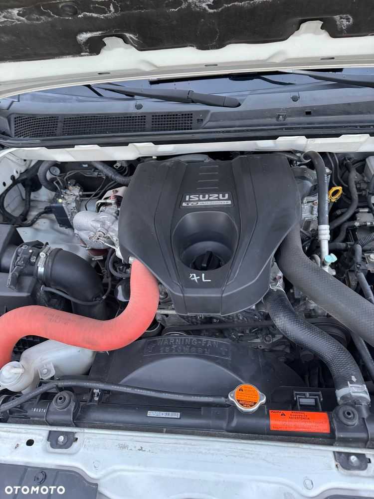 Isuzu D-Max 4x4 Double Cab Custom - 14