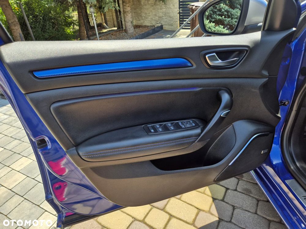 Renault Megane ENERGY TCe 205 EDC GT - 18